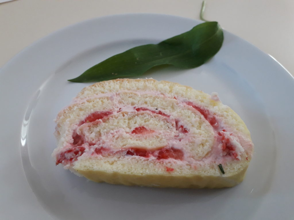Gâteau roulé aux fraises - Maison de la Nutrition